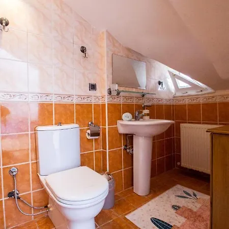Pleasant With Central Location Near Sea In Apartment *