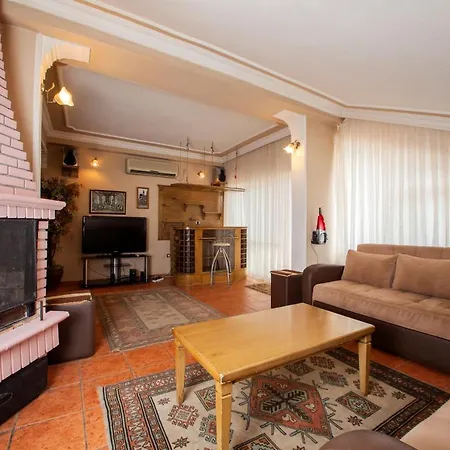 Pleasant With Central Location Near Sea In *